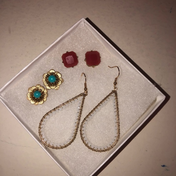 Earring bundle - Picture 2 of 8